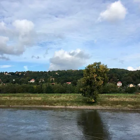 Ferienwohnung Natur Und Kunst Daire Dresden